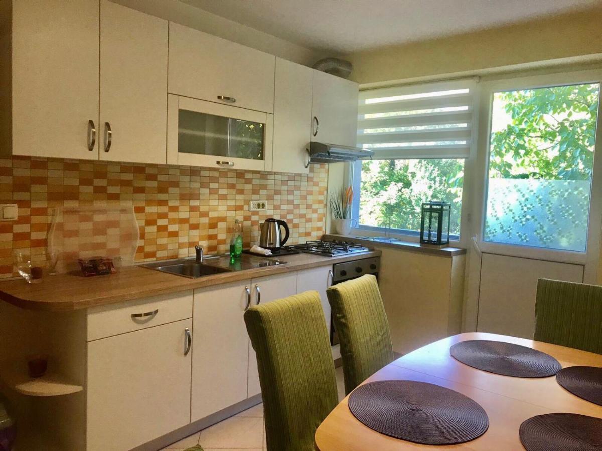 Apartman Bloom Osijek Exteriör bild