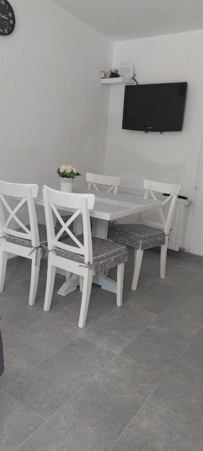 Apartman Bloom Osijek Exteriör bild