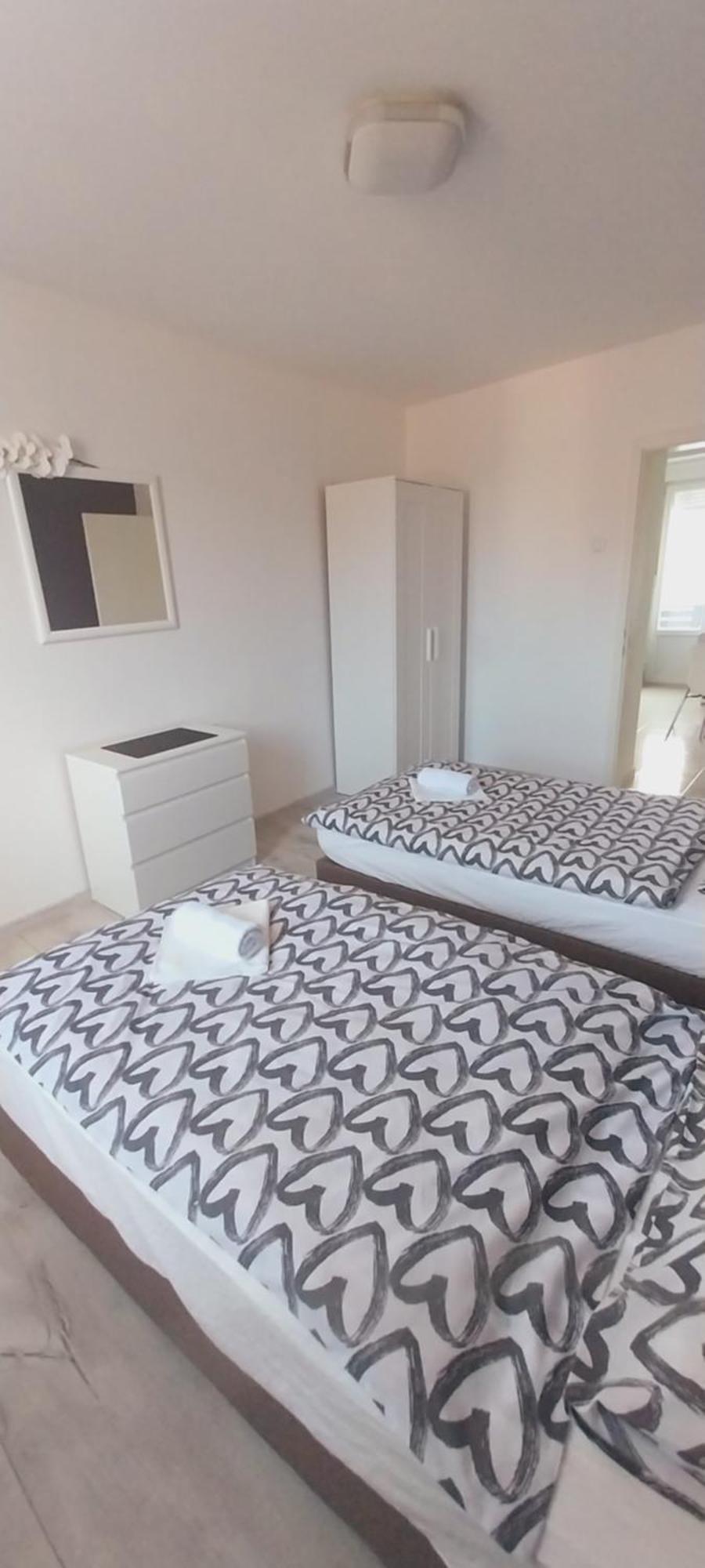 Apartman Bloom Osijek Exteriör bild